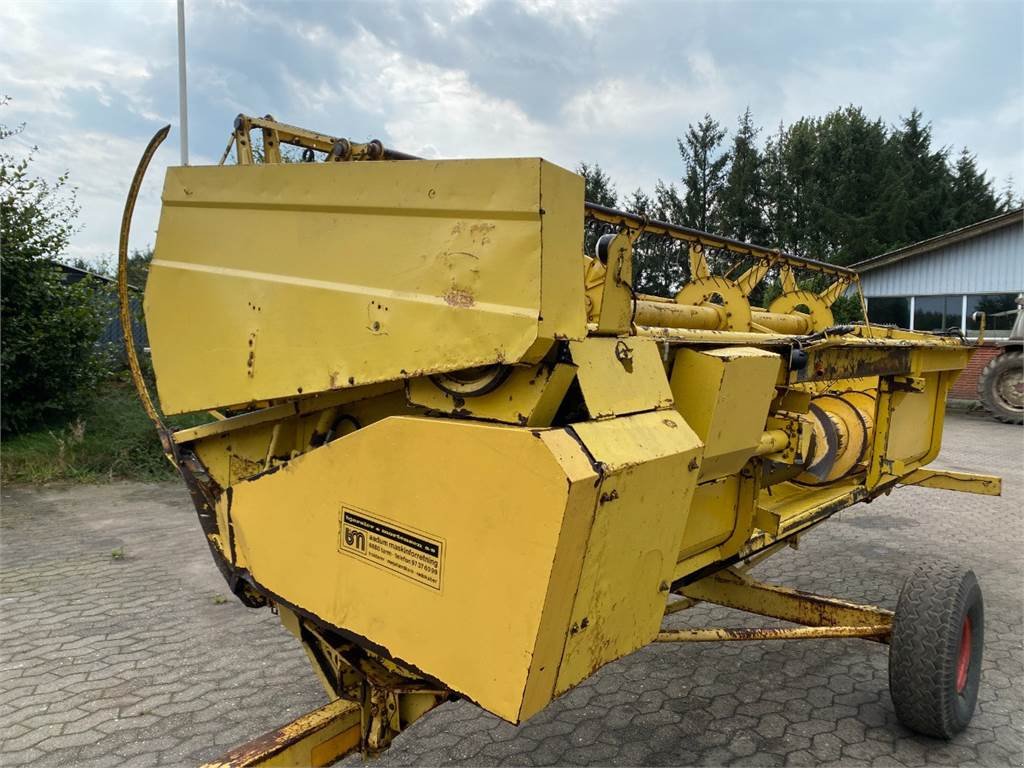 Rapsschneidwerk от тип New Holland 15, Gebrauchtmaschine в Hemmet (Снимка 1)