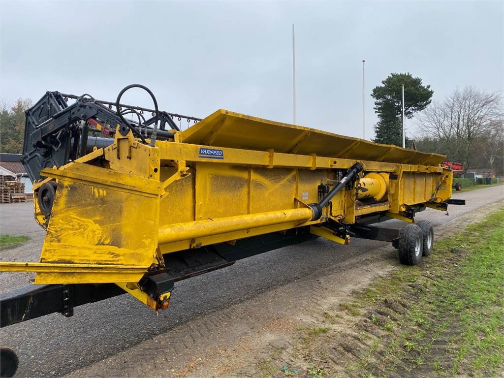 Rapsschneidwerk van het type New Holland 35 Vario, Gebrauchtmaschine in Hemmet (Foto 21)