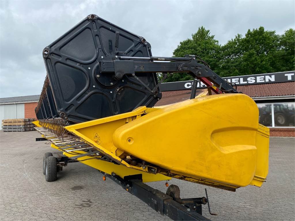 Rapsschneidwerk del tipo New Holland 35, Gebrauchtmaschine In Hemmet (Immagine 25)