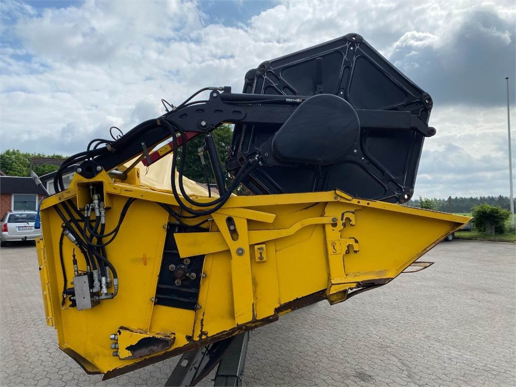 Rapsschneidwerk del tipo New Holland 35, Gebrauchtmaschine In Hemmet (Immagine 24)