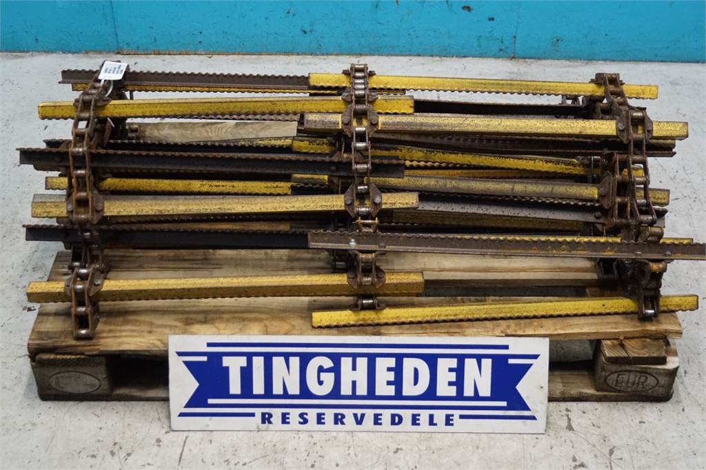 Rapsschneidwerk tipa New Holland TX 62, Gebrauchtmaschine u Hemmet (Slika 1)