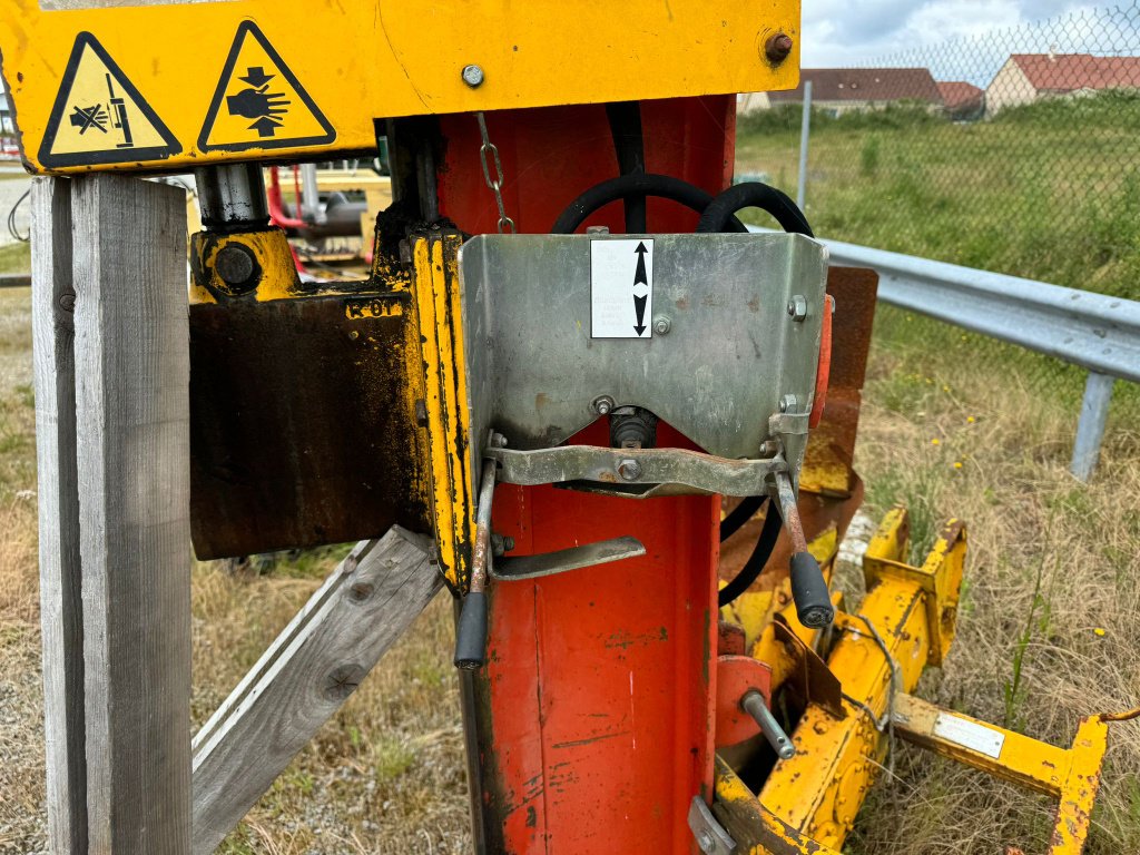 Rapstrennbalken tip Rabaud F 15, Gebrauchtmaschine in GUERET (Poză 4)