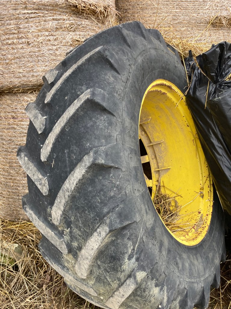 Rapstrennbalken van het type Sonstige Michelin 20.8R38, Gebrauchtmaschine in VERT TOULON (Foto 2)