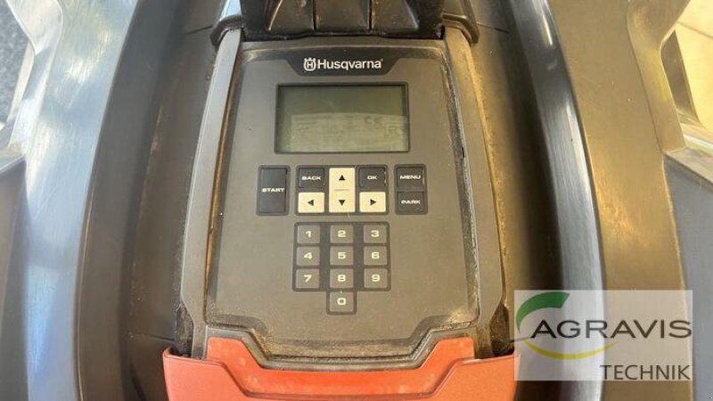 Rasenmäher του τύπου Husqvarna AUTOMOWER 320, Gebrauchtmaschine σε Werl-Oberbergstraße (Φωτογραφία 4)