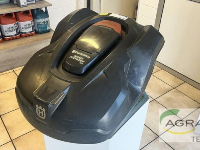 Rasenmäher typu Husqvarna AUTOMOWER 320, Gebrauchtmaschine v Werl-Oberbergstraße (Obrázek 1)