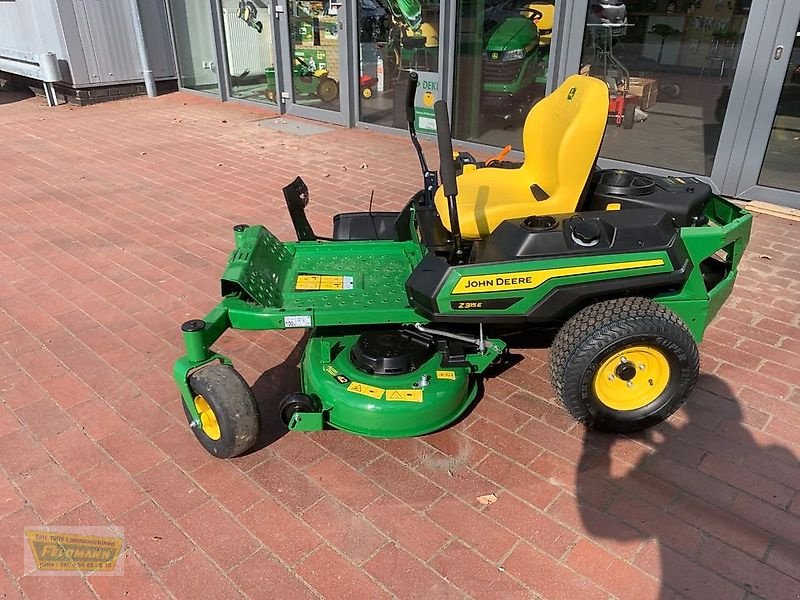 Rasenmäher del tipo John Deere Rasenmäher Zero Turn Z315E sofort verfügbar, Gebrauchtmaschine In Neuenkirchen-Vinte (Immagine 2)