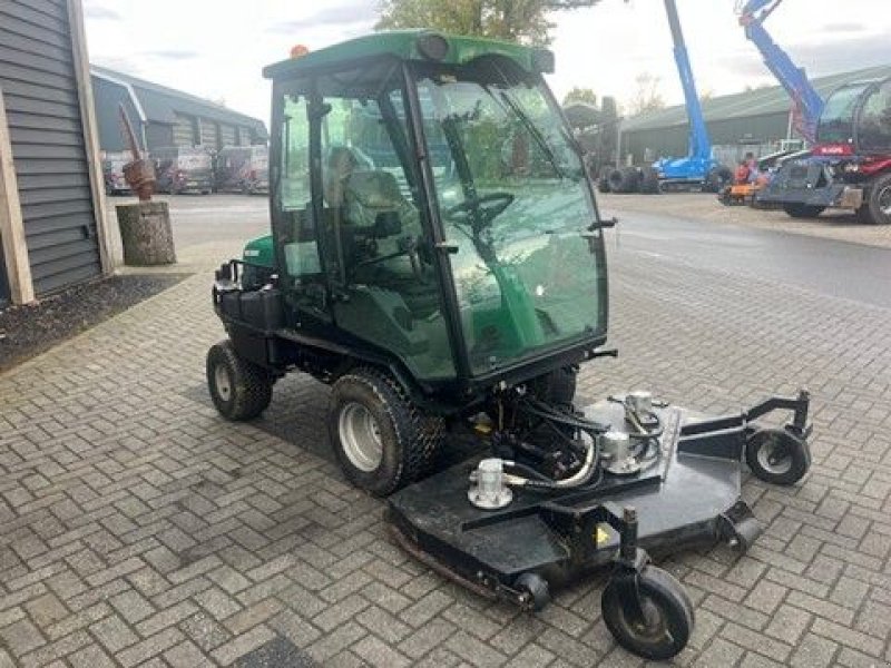 Rasenmäher du type Ransomes HR3300T, Gebrauchtmaschine en Lunteren (Photo 1)