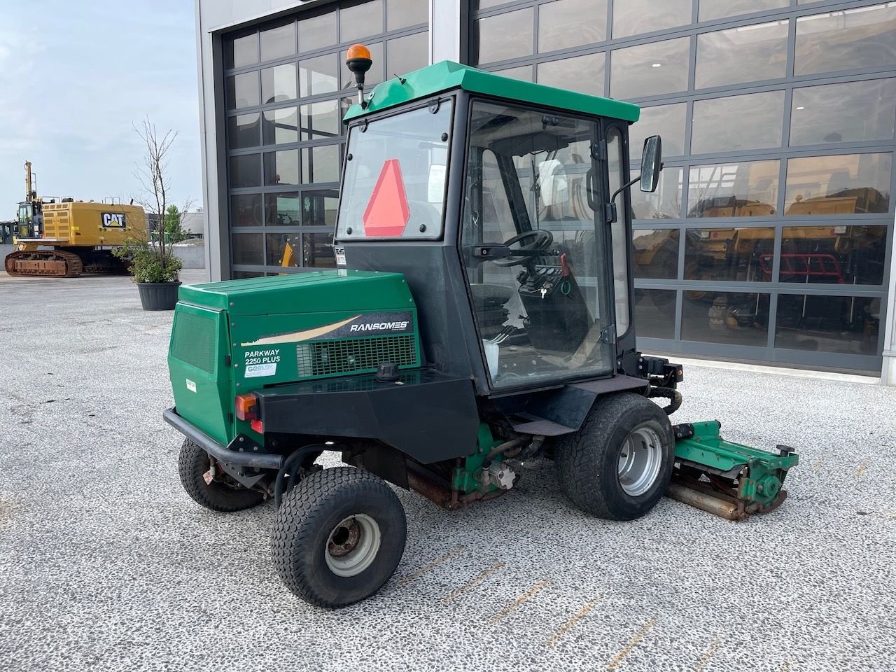 Rasenmäher типа Ransomes Parkway 2250 Plus, Gebrauchtmaschine в Holten (Фотография 1)