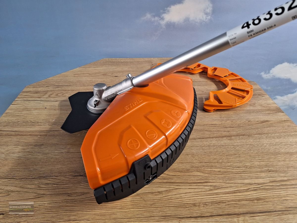 Rasenmäher del tipo Stihl FS KM/GSB 230-4, Neumaschine en Aurolzmünster (Imagen 4)