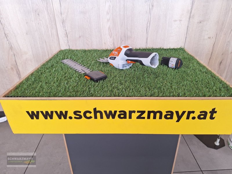 Rasenmäher of the type Stihl HSA 26, Neumaschine in Aurolzmünster (Picture 1)