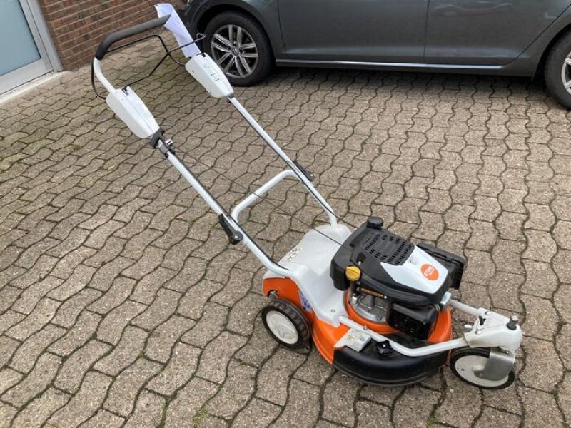 Rasenmäher del tipo Stihl RM 3.1 RT, Gebrauchtmaschine In Espelkamp (Immagine 2)