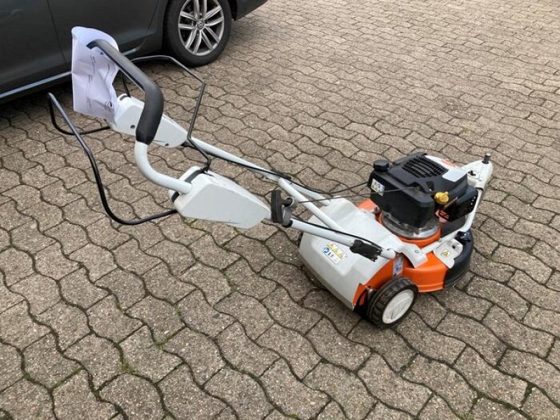 Rasenmäher van het type Stihl RM 3.1 RT, Gebrauchtmaschine in Espelkamp (Foto 3)