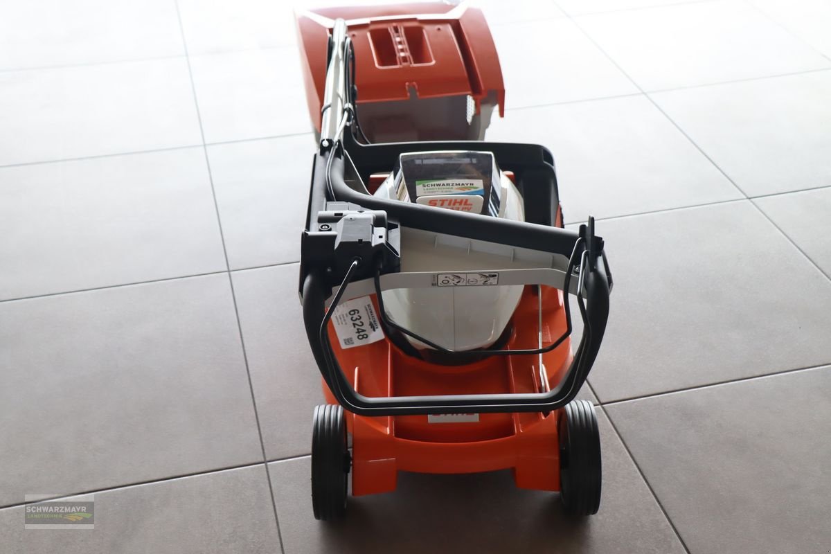 Rasenmäher del tipo Stihl RMA 443 PV, Neumaschine en Gampern (Imagen 16)