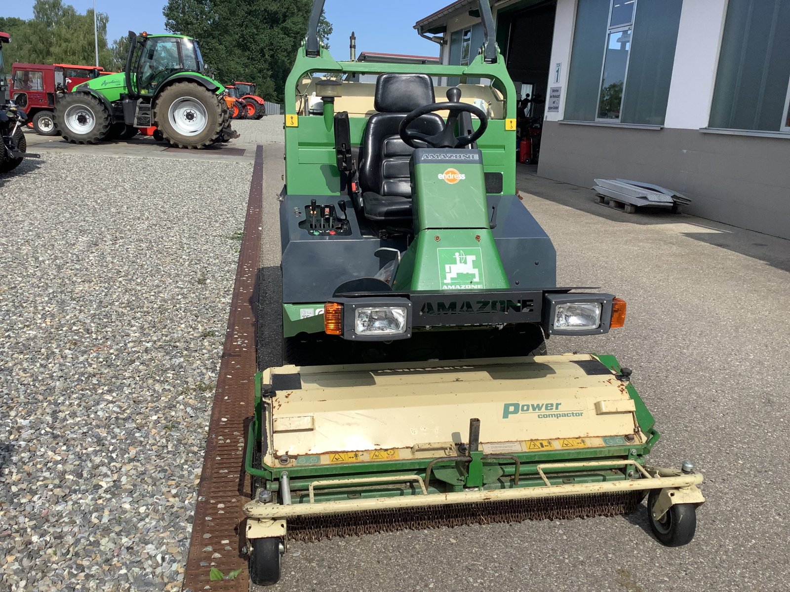 Rasentraktor Türe ait Amazone PH 1250 4WD, Gebrauchtmaschine içinde Ertingen (resim 2)