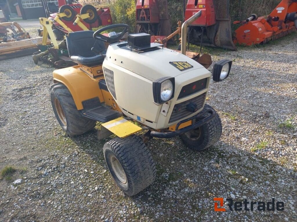 Rasentraktor tip Cub Cadet 145-653-100, Gebrauchtmaschine in Rødovre (Poză 3)