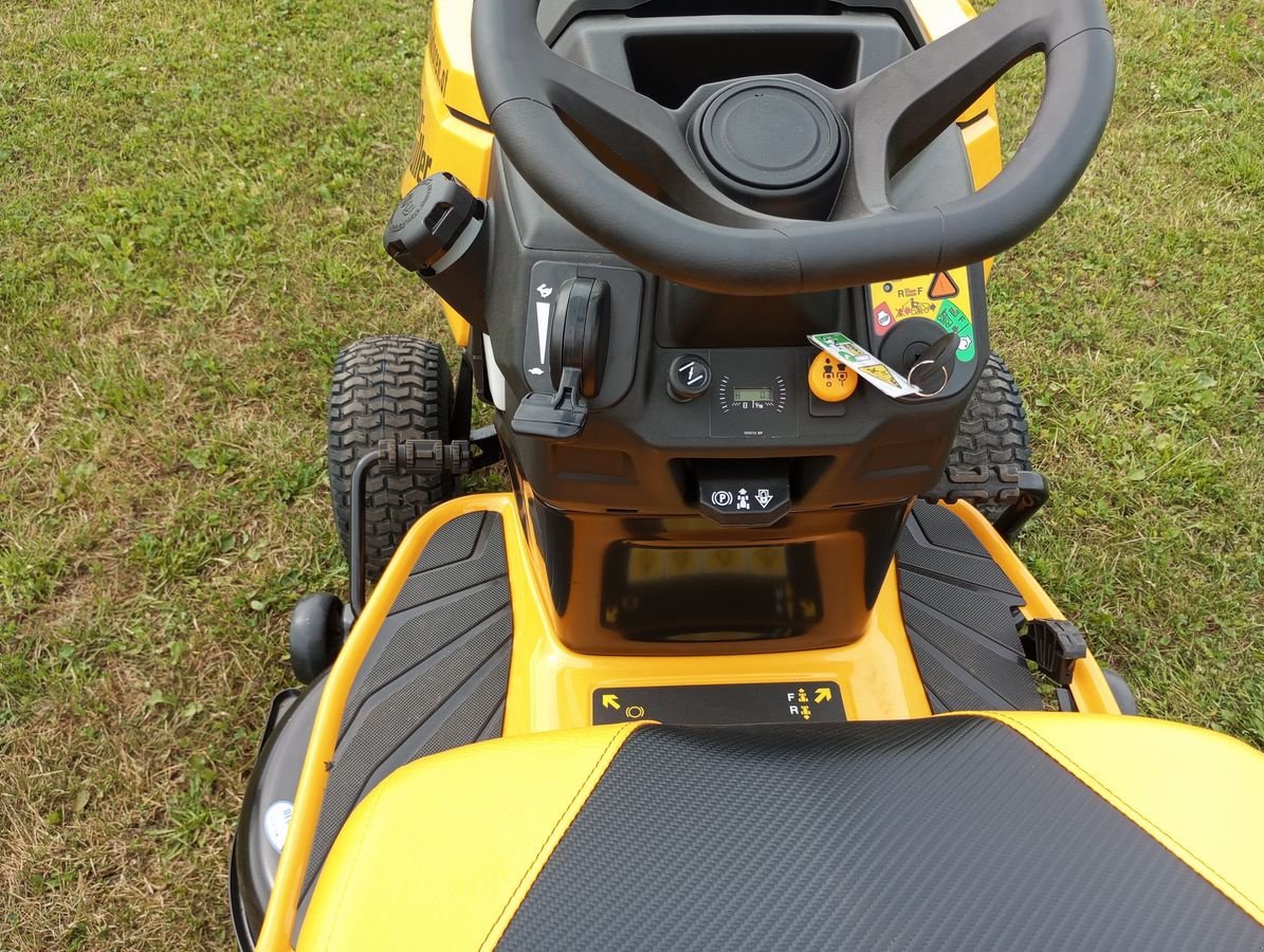 Rasentraktor του τύπου Cub Cadet Cub Cadet XT2 QR 106 Spezial Edition, Neumaschine σε NATTERNBACH (Φωτογραφία 2)