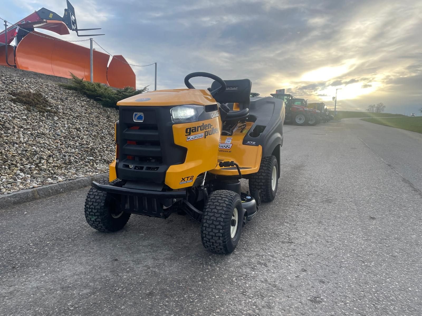 Rasentraktor a típus Cub Cadet Cub Cadet XT2 QR 95, Gebrauchtmaschine ekkor: NATTERNBACH (Kép 1)