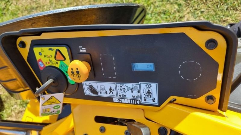 Rasentraktor tip Cub Cadet Cub Cadet XZ8 S137, Neumaschine in NATTERNBACH (Poză 2)