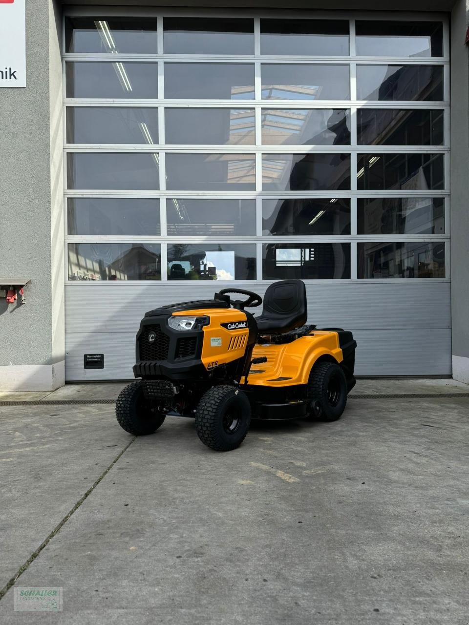 Rasentraktor Türe ait Cub Cadet LT2 NR92 Hydrostat  Fangkorb, Neumaschine içinde Geiselhöring (resim 1)