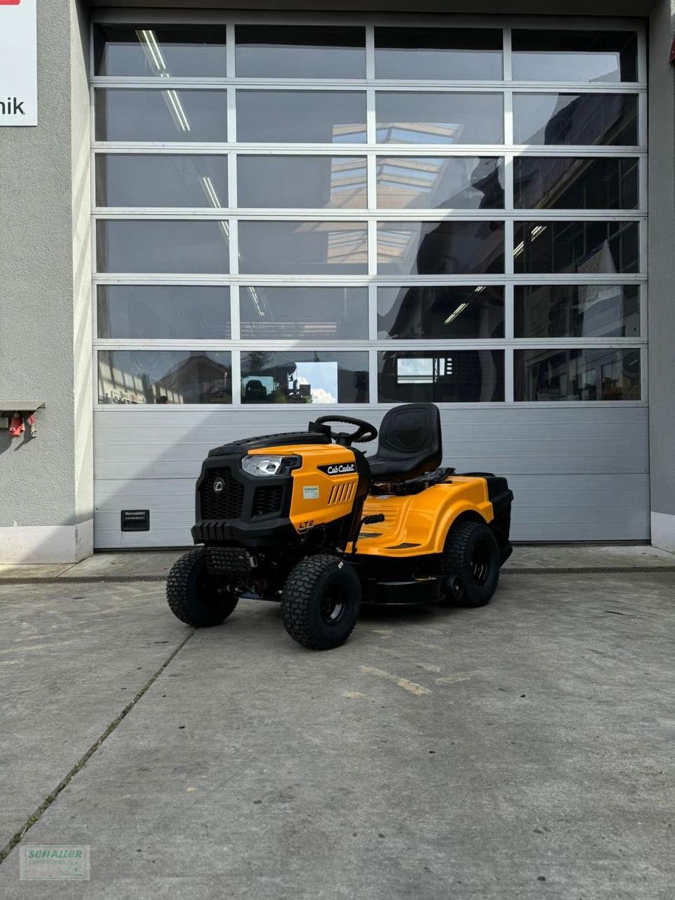 Rasentraktor Türe ait Cub Cadet LT2 NR92 Hydrostat  Fangkorb, Neumaschine içinde Geiselhöring (resim 2)