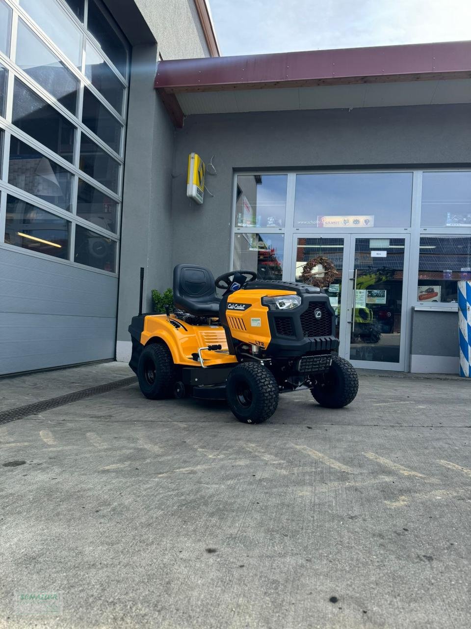 Rasentraktor του τύπου Cub Cadet LT2 NR92 Hydrostat  Fangkorb, Neumaschine σε Geiselhöring (Φωτογραφία 7)