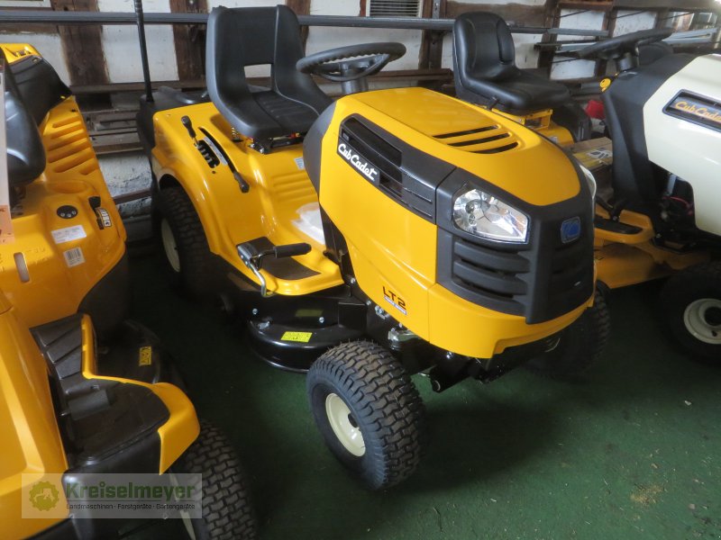 Rasentraktor του τύπου Cub Cadet LT2NR92 Hydrostat, Neumaschine σε Feuchtwangen (Φωτογραφία 1)