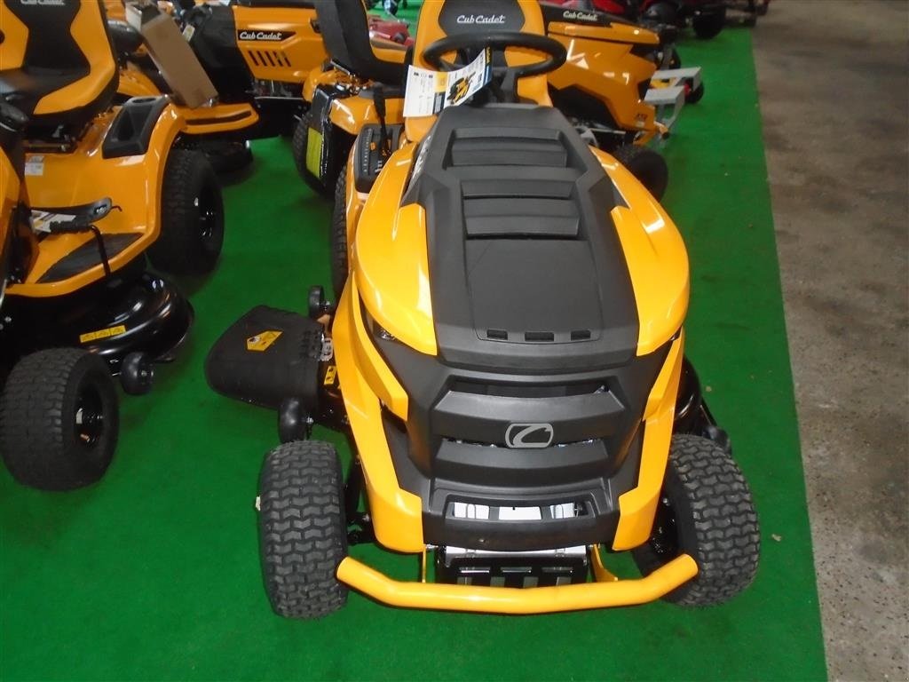 Rasentraktor типа Cub Cadet XT2 PS117 SPAR KR. 8000,-, Gebrauchtmaschine в Viborg (Фотография 2)