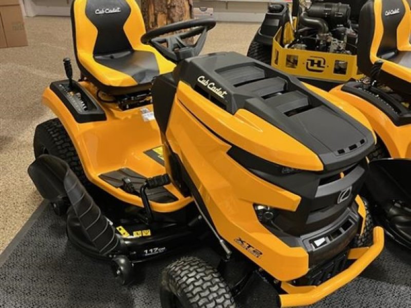 Rasentraktor tip Cub Cadet XT2 PS117, Gebrauchtmaschine in Ringkøbing (Poză 1)