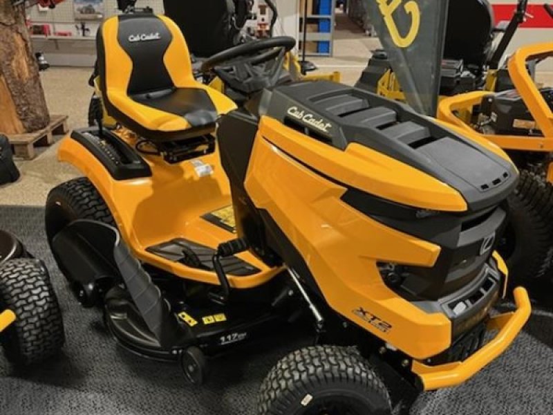 Rasentraktor от тип Cub Cadet XT2 PS117, Gebrauchtmaschine в Ringkøbing