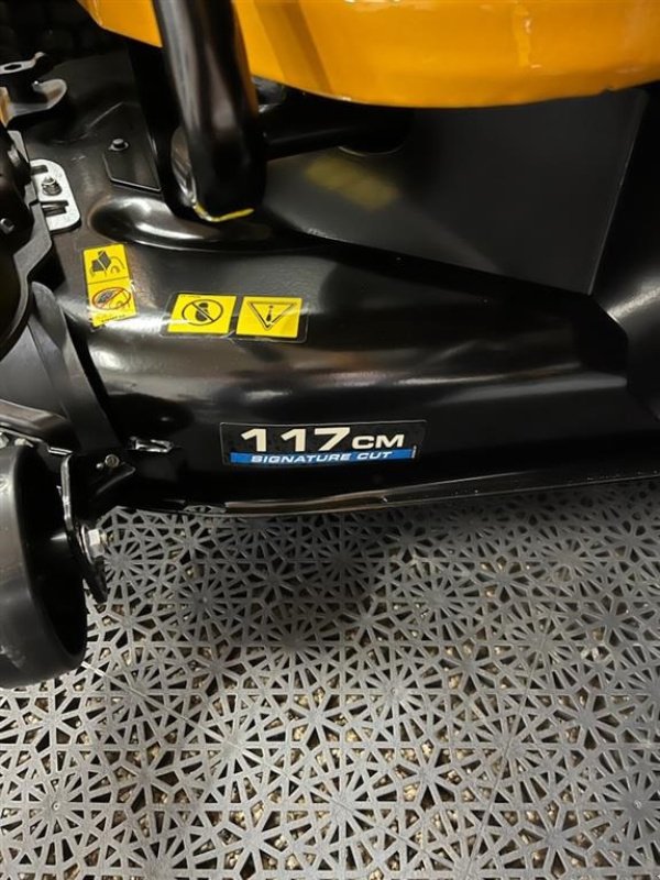 Rasentraktor Türe ait Cub Cadet XT2 PS117, Gebrauchtmaschine içinde Ringkøbing (resim 5)