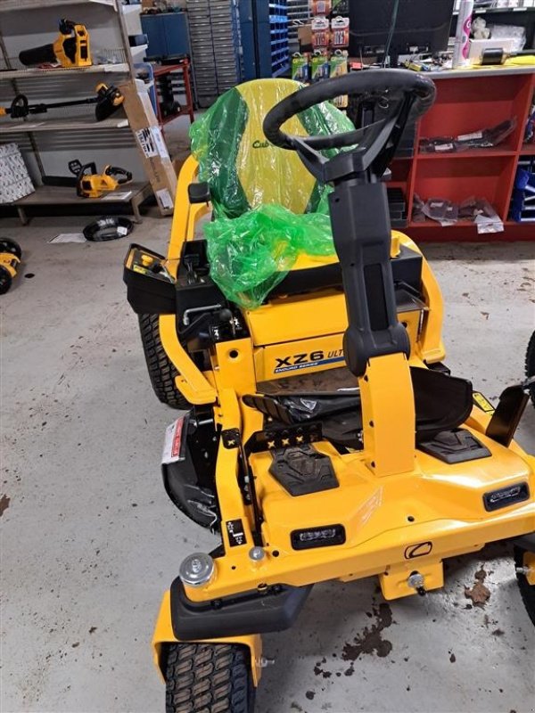 Rasentraktor typu Cub Cadet XZ6 S107, Gebrauchtmaschine v Spøttrup (Obrázek 1)