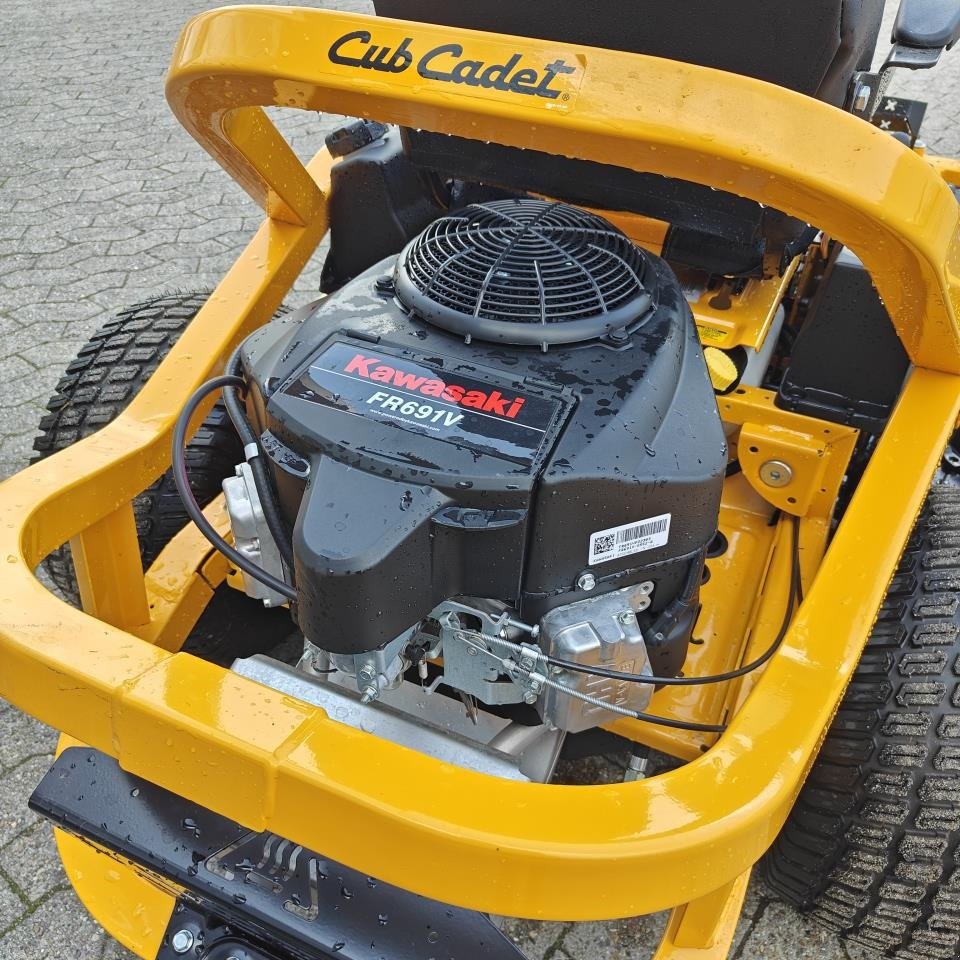 Rasentraktor des Typs Cub Cadet XZ6 S127, Gebrauchtmaschine in Viborg (Bild 6)