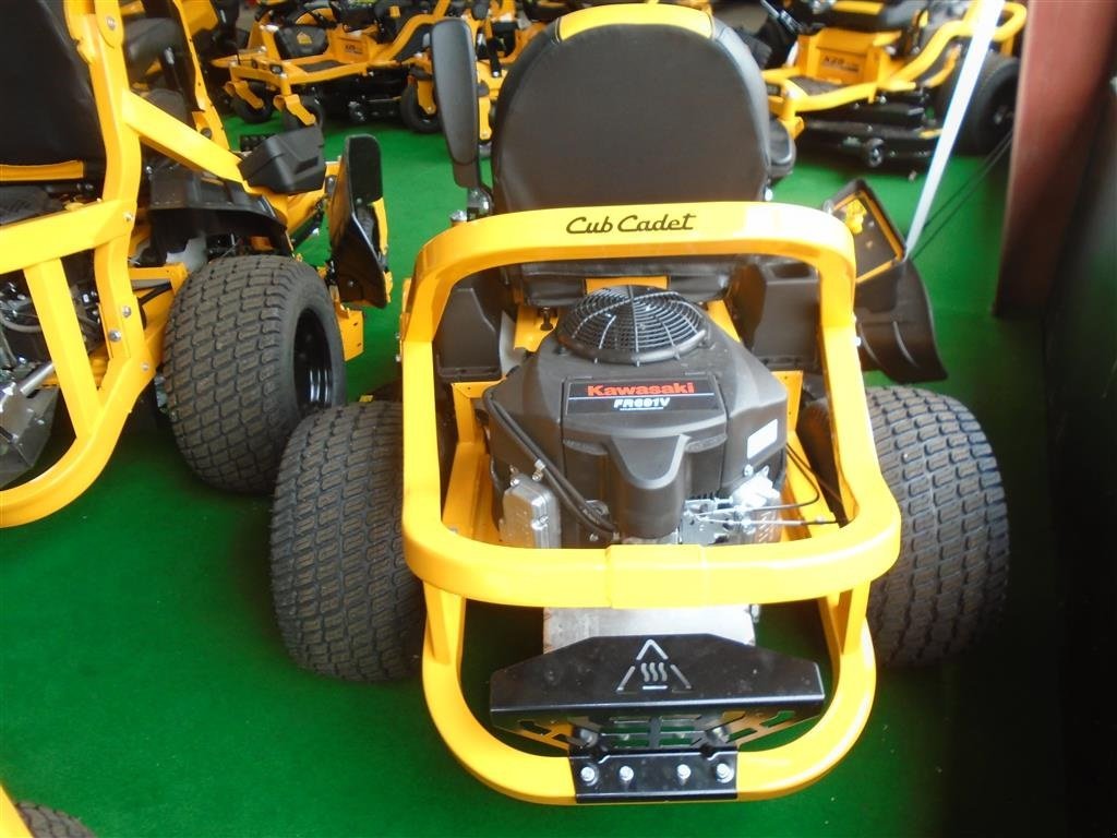 Rasentraktor tip Cub Cadet XZ6 S127, Gebrauchtmaschine in Viborg (Poză 3)