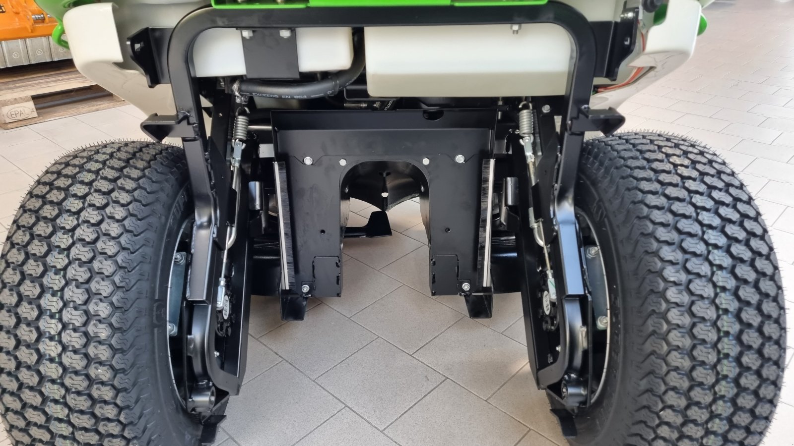 Rasentraktor typu Etesia Buffalo BVHPX Allrad, Neumaschine w Olpe (Zdjęcie 7)