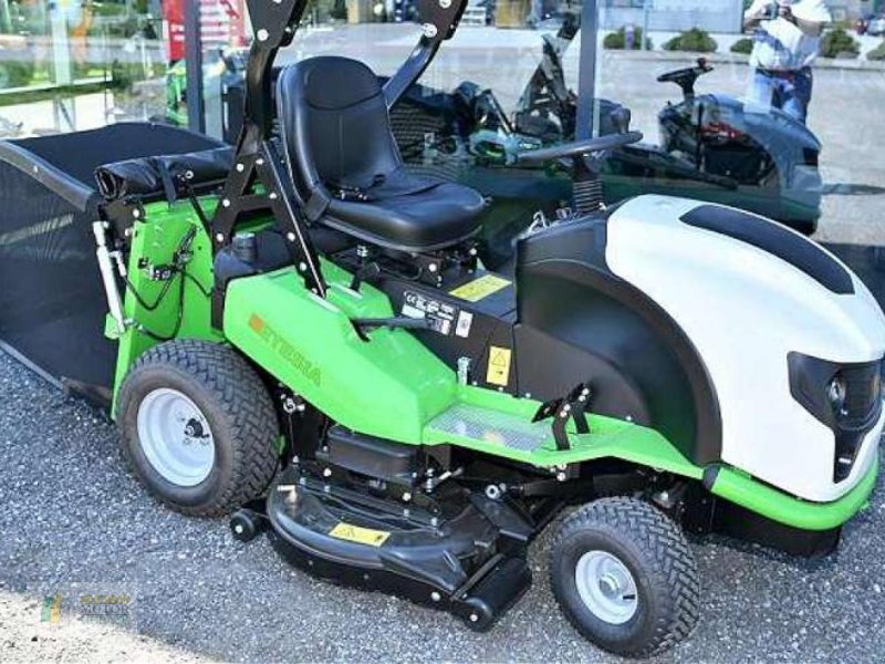 Rasentraktor του τύπου Etesia MK124, Neumaschine σε Bredstedt (Φωτογραφία 1)