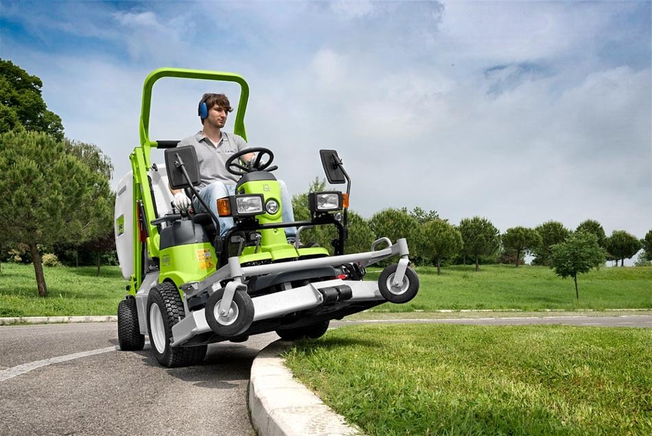 Rasentraktor Türe ait Grillo FD 900 4WD, Gebrauchtmaschine içinde Vrå (resim 7)