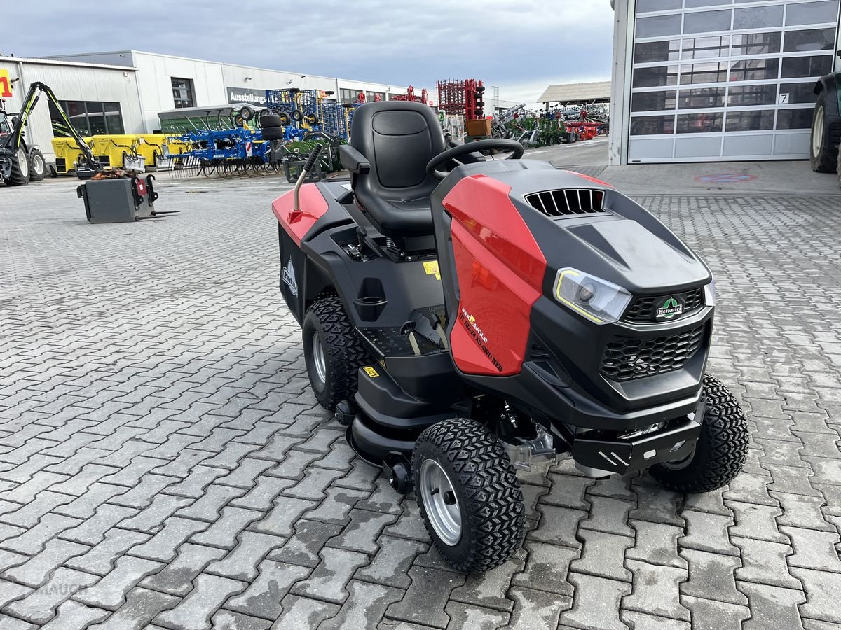 Rasentraktor του τύπου Herkules HT 102-24 XD 4WD Neo Modell 2024, Neumaschine σε Burgkirchen (Φωτογραφία 9)