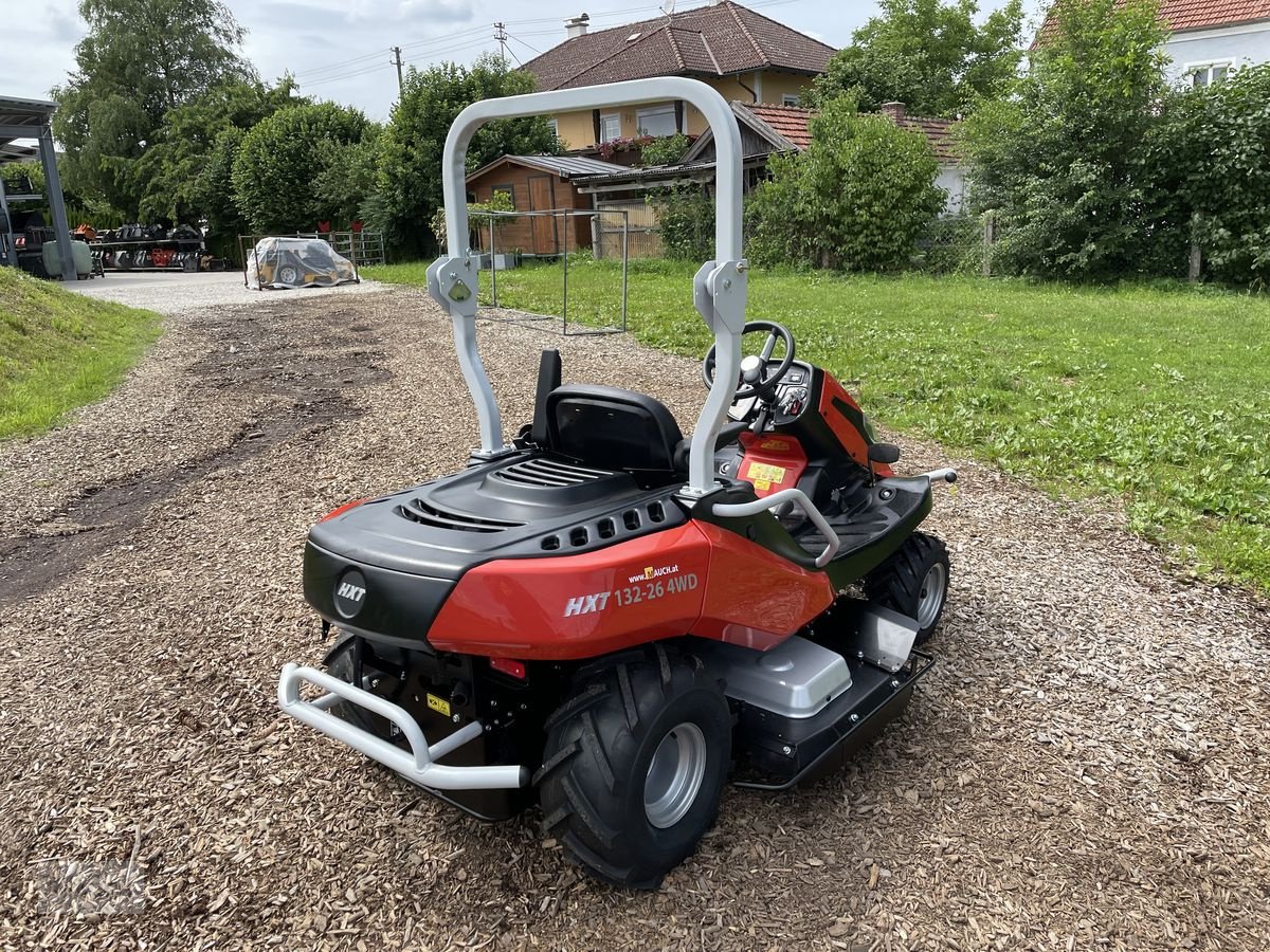 Rasentraktor tip Herkules HXT 132-26 Allrad Hochgrasmäher 2 Zylinder, Neumaschine in Burgkirchen (Poză 11)