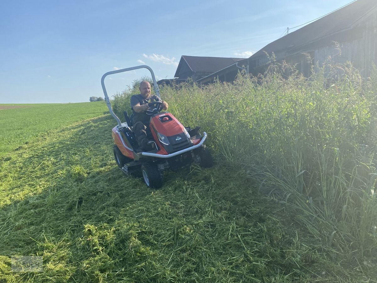 Rasentraktor tip Herkules HXT 132-26 Allrad Hochgrasmäher 2 Zylinder, Neumaschine in Burgkirchen (Poză 17)