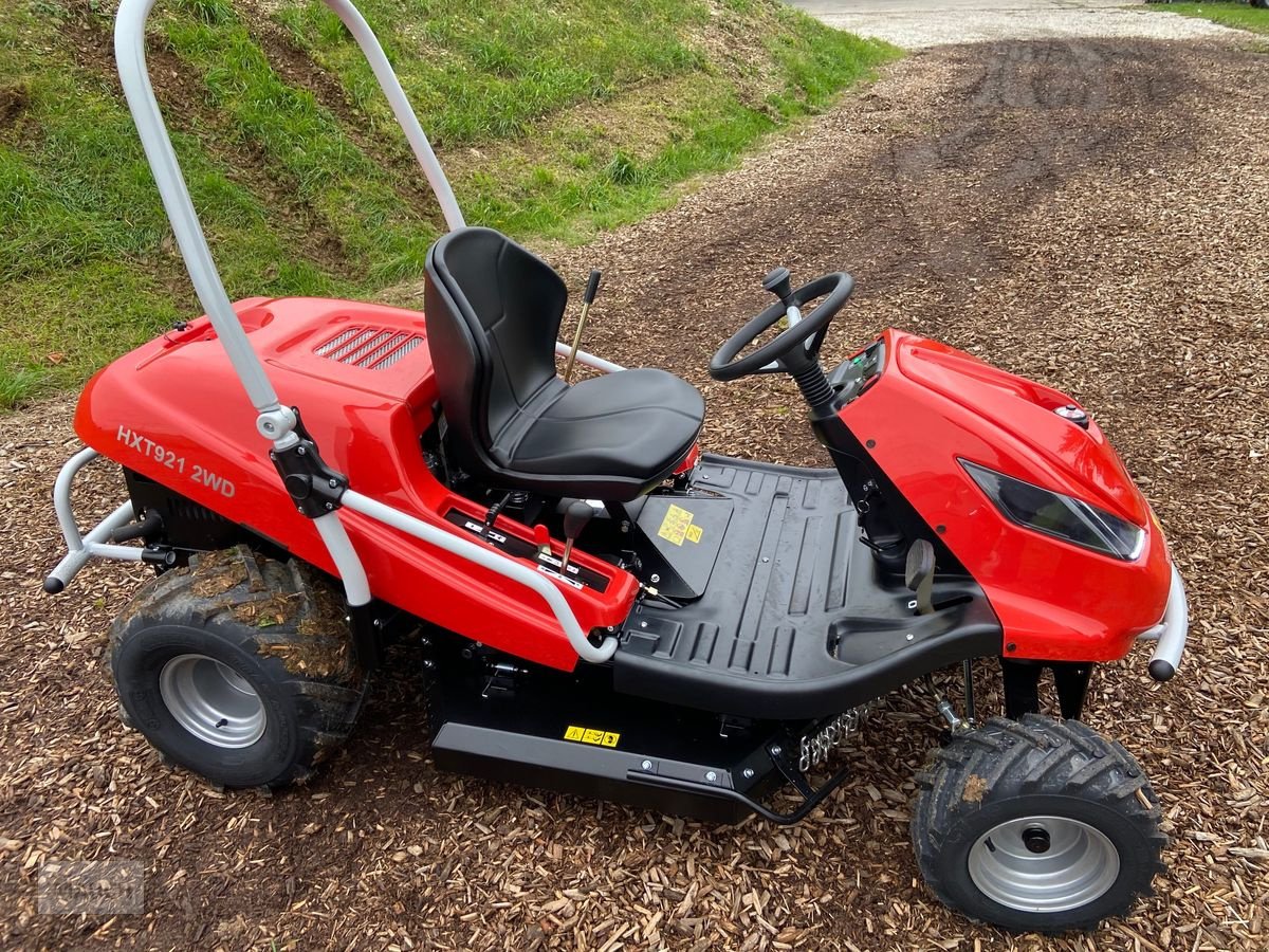 Rasentraktor от тип Herkules HXT 921 / 923 Hochgrasmäher 2WD, Neumaschine в Burgkirchen (Снимка 4)