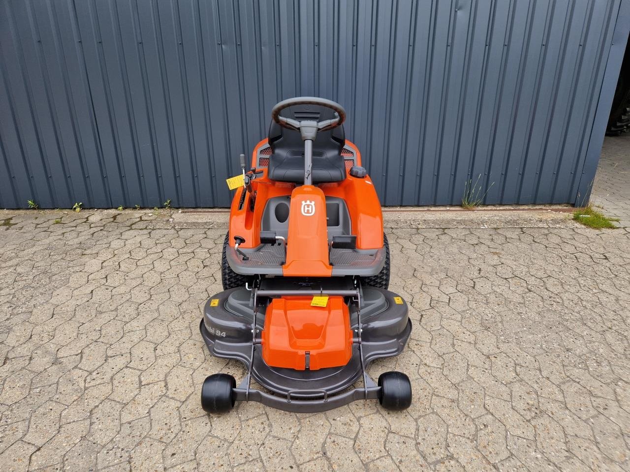 Rasentraktor des Typs Husqvarna 214C, Gebrauchtmaschine in Toftlund (Bild 3)