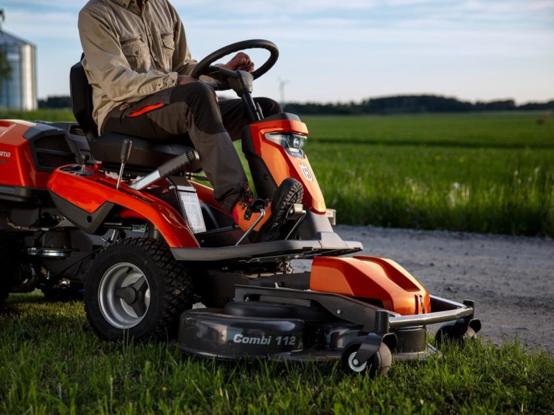 Rasentraktor del tipo Husqvarna 316TSX AWD, Gebrauchtmaschine en Toftlund (Imagen 1)