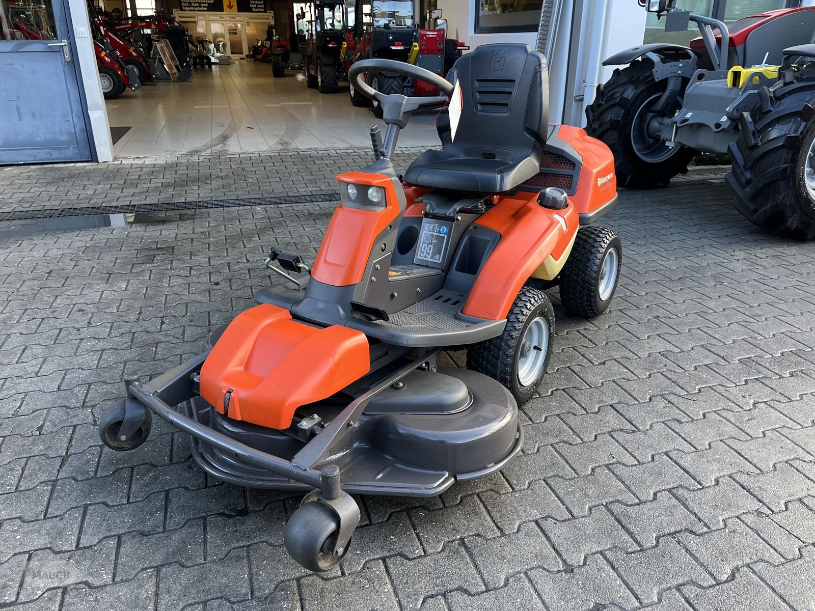 Rasentraktor des Typs Husqvarna 316TXs AWD mit Mähdeck, Gebrauchtmaschine in Burgkirchen (Bild 17)