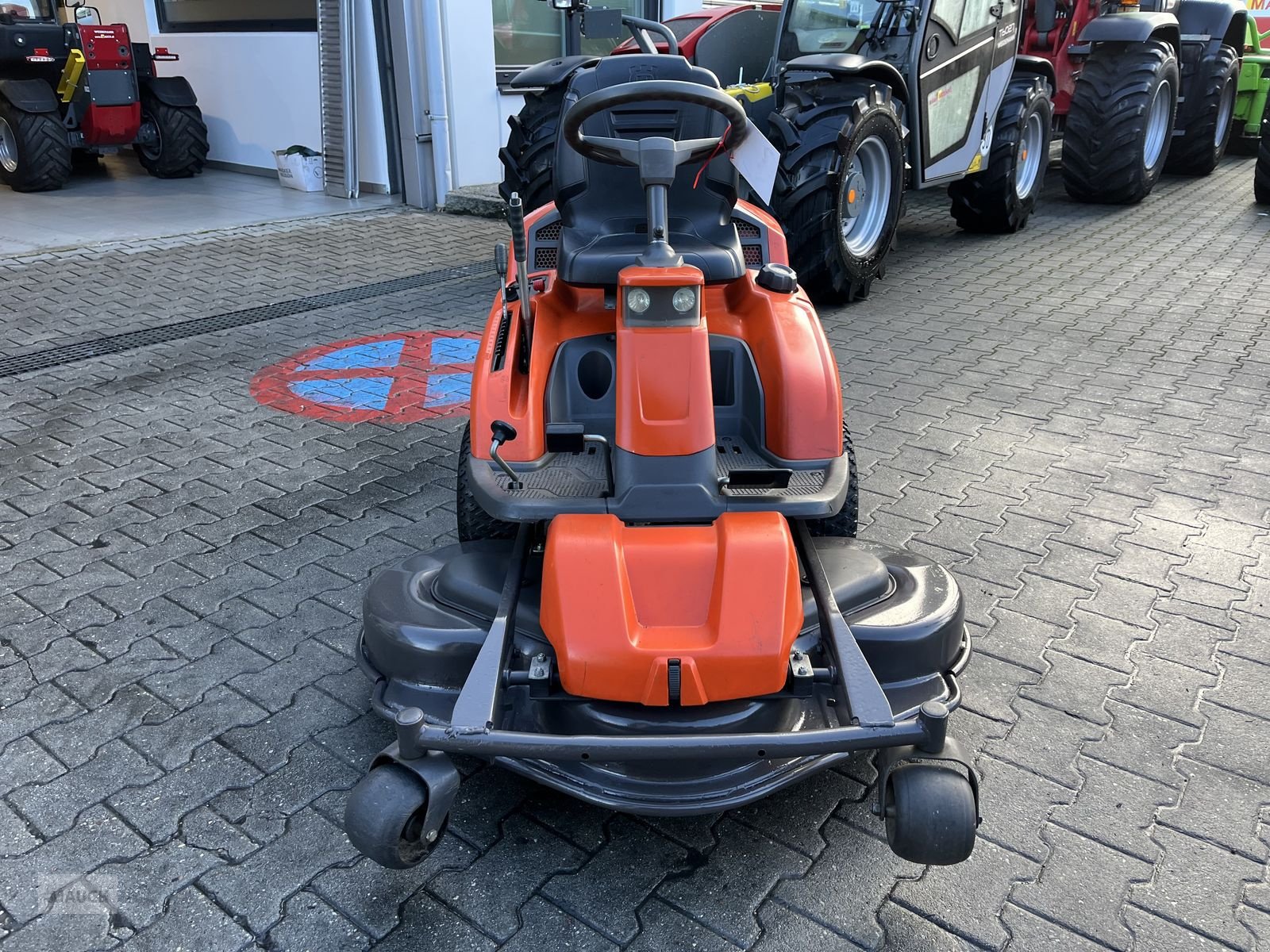 Rasentraktor des Typs Husqvarna 316TXs AWD mit Mähdeck, Gebrauchtmaschine in Burgkirchen (Bild 16)