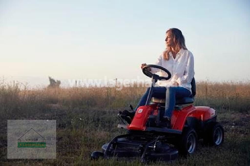 Rasentraktor van het type Husqvarna AKKU RIDER R 112IC 85CM, Neumaschine in Wolfpassing (Foto 7)