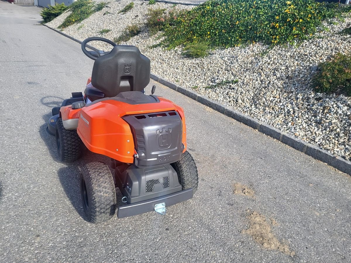 Rasentraktor tipa Husqvarna Husqvarna R 214 TC Rasentraktor, Vorführmaschine u NATTERNBACH (Slika 8)