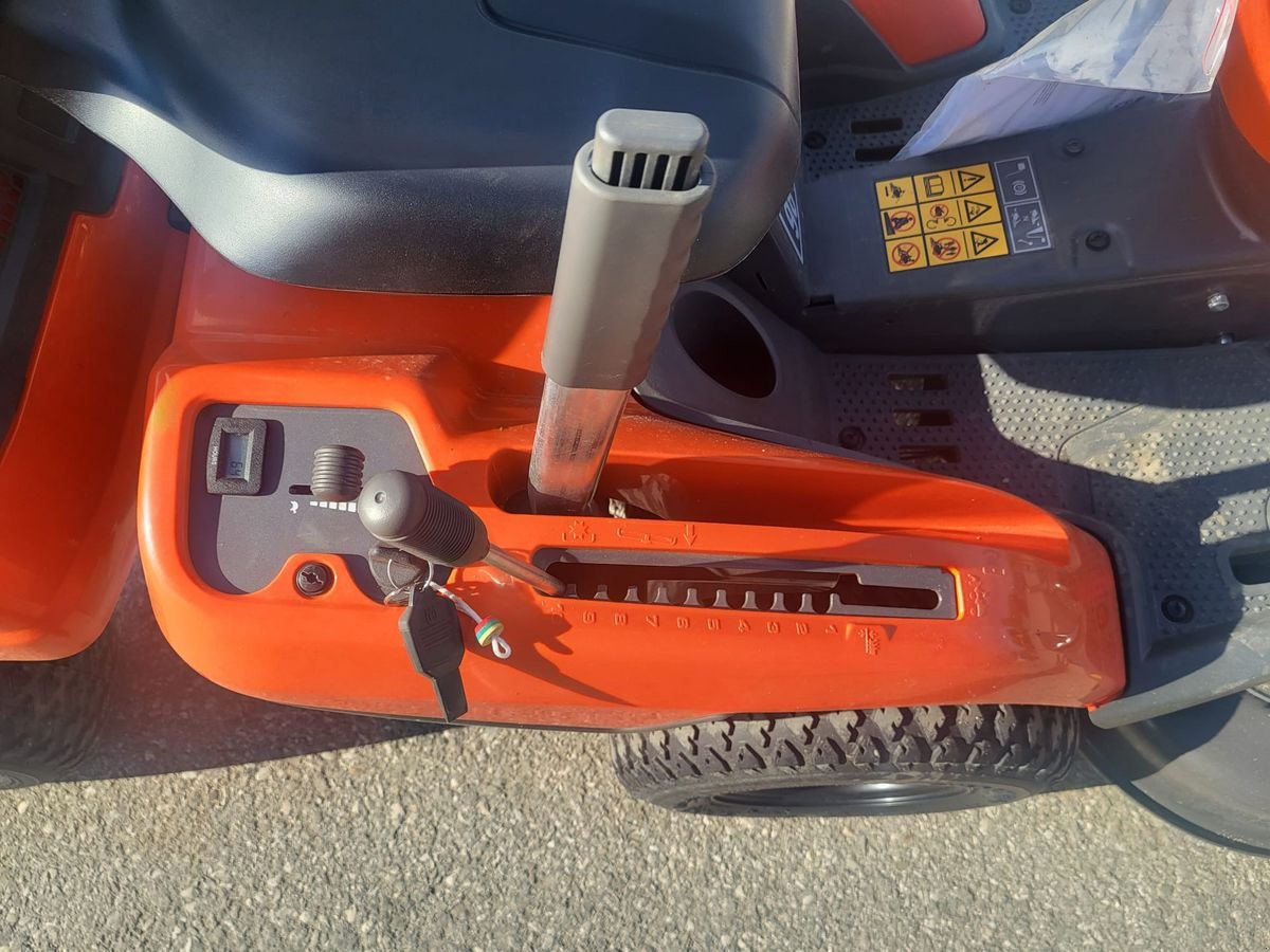 Rasentraktor a típus Husqvarna Husqvarna R 214 TC Rasentraktor, Vorführmaschine ekkor: NATTERNBACH (Kép 9)