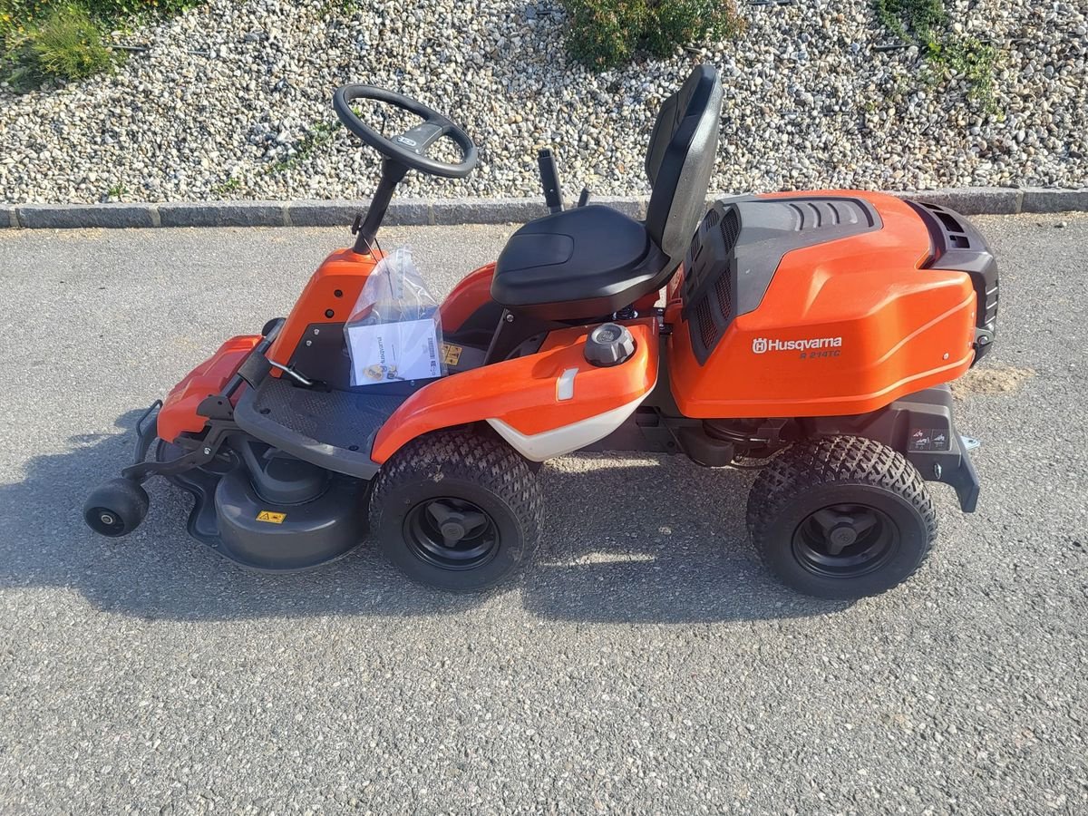 Rasentraktor του τύπου Husqvarna Husqvarna R 214 TC Rasentraktor, Vorführmaschine σε NATTERNBACH (Φωτογραφία 10)