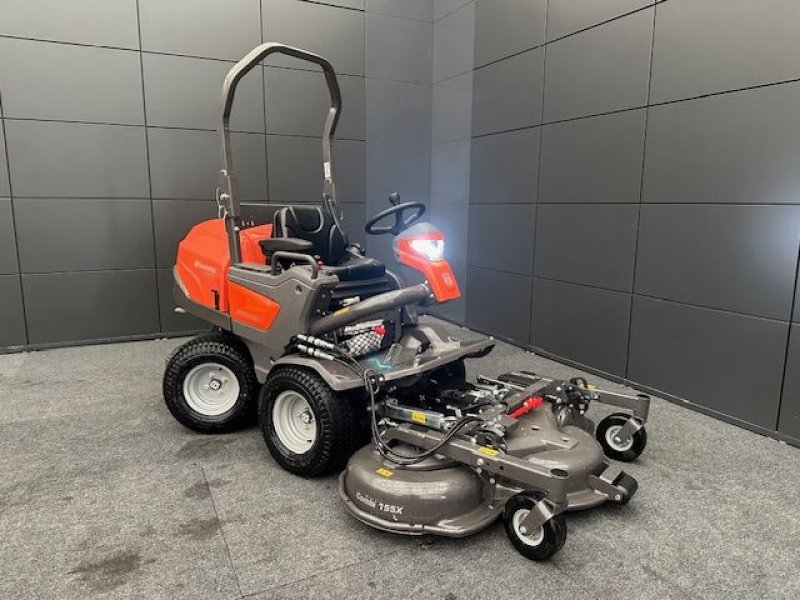 Rasentraktor typu Husqvarna Kommunalrider P520DX mit 155Xcm Mähdeck 19,99PS, Neumaschine w Tamsweg (Zdjęcie 1)