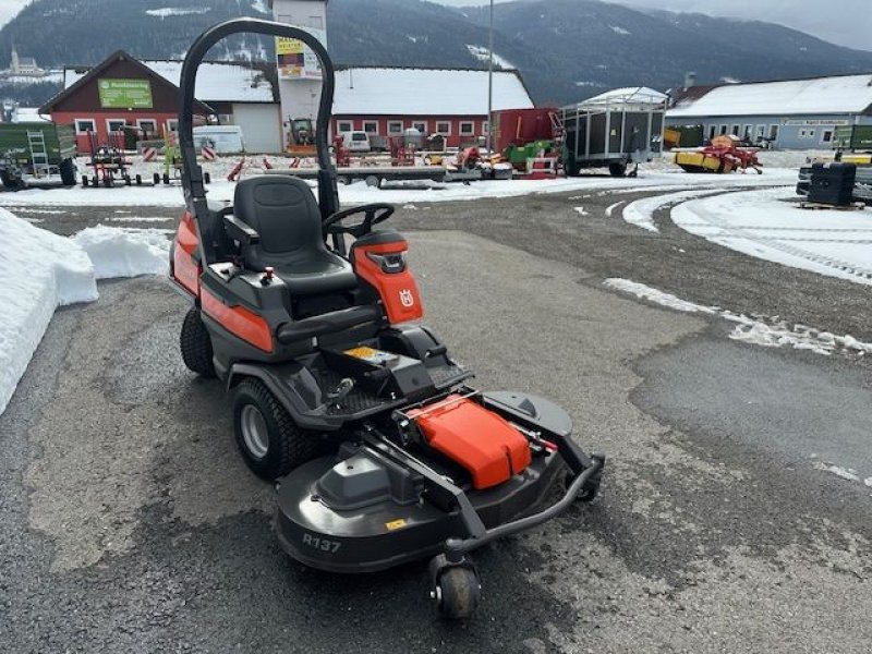 Rasentraktor Türe ait Husqvarna Kommunalrider P524X EFI R137cm 21,2PS, Vorführmaschine içinde Tamsweg (resim 8)